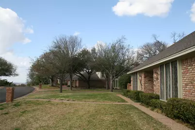 10017 Lost Oak Ridge Drive, Woodway, TX 76712 - Photo 38