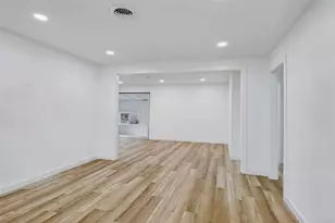 3216 Rockbluff Dr, Dallas, TX 75227 - Photo 10