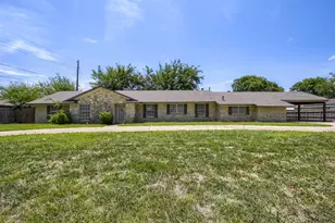419 Allen Dr, Justin, TX 76247 - Photo 1