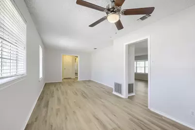 419 Allen Drive, Justin, TX 76247 - Photo 14