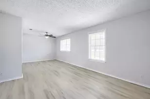 419 Allen Dr, Justin, TX 76247 - Photo 12