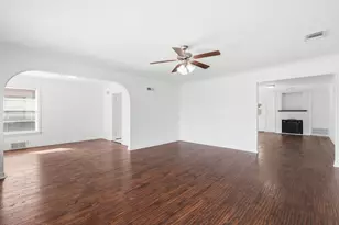 3013 Primrose Ave, Fort Worth, TX 76111 - Photo 2