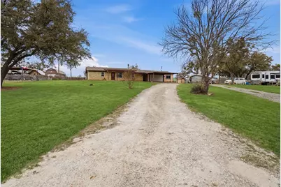 2318 Poco Court, Granbury, TX 76048 - Photo 30