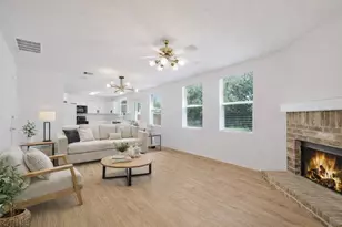 2613 S Wavecrest Ct, Little Elm, TX 75068 - Photo 4