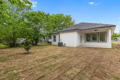 4020 Hamilton Avenue, Dallas, TX 75210 - Photo 32