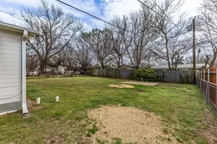 1808 W College St, Sherman, TX 75092 - Photo 26