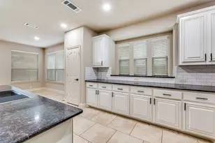 1137 Cardinal Ridge Rd, Burleson, TX 76028 - Photo 12
