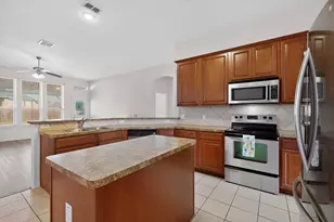 1605 Weeping Willow Ln, Arlington, TX 76002 - Photo 14