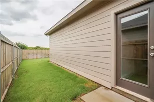 412 Canvas Ct, Crowley, TX 76036 - Photo 12