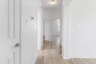 8604 Secret Forest Dr, Dallas, TX 75249 - Photo 28