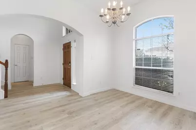 8604 Secret Forest Drive, Dallas, TX 75249 - Photo 6