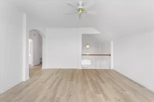 8604 Secret Forest Dr, Dallas, TX 75249 - Photo 32