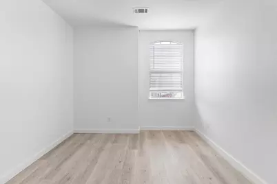 8604 Secret Forest Drive, Dallas, TX 75249 - Photo 32