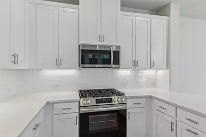 12895 Raven Way #33, Farmers Branch, TX 75234 - Photo 10