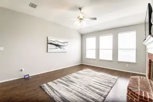 1425 Gatlinburg Cir, DeSoto, TX 75115 - Photo 4