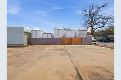 914 W Commerce Street, Dallas, TX 75208 - Photo 22