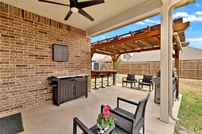 813 Sweeping Butte Drive, Fort Worth, TX 76052 - Photo 4