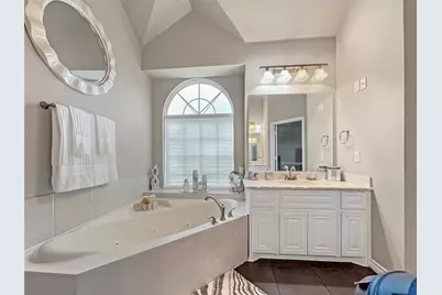 904 Regal Bluff Lane, DeSoto, TX 75115 - Photo 16