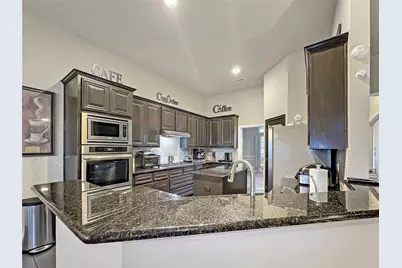 904 Regal Bluff Lane, DeSoto, TX 75115 - Photo 10