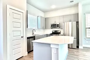 1830 NE Green Oaks Blvd, Arlington, TX 76006 - Photo 6