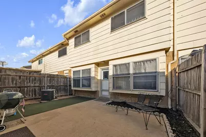 18 E Mountain Lane, Grand Prairie, TX 75052 - Photo 28