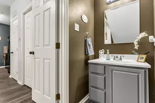 1125 Kathy Ln, Lewisville, TX 75067 - Photo 14