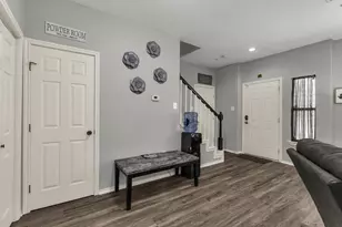 1125 Kathy Ln, Lewisville, TX 75067 - Photo 10