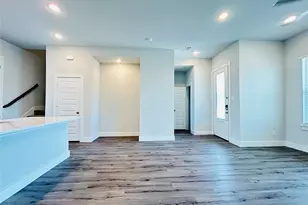 760 W Bedford Euless Rd, Hurst, TX 76053 - Photo 22