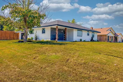 310 E 6th Street, Prosper, TX 75078 - Photo 2