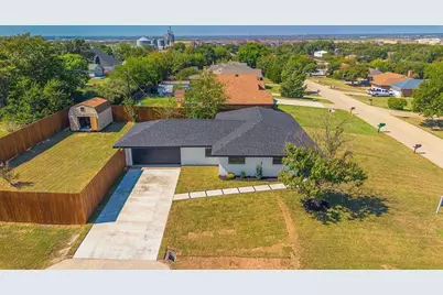 310 E 6th Street, Prosper, TX 75078 - Photo 8