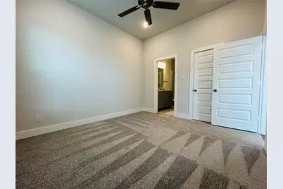 760 W Bedford Euless Road #200, Hurst, TX 76053 - Photo 20