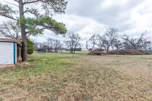 425 S 1st St W, Clyde, TX 79510 - Photo 26