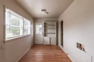 425 S 1st St W, Clyde, TX 79510 - Photo 14