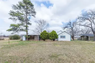 425 S 1st St W, Clyde, TX 79510 - Photo 22