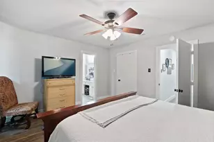 2201 Mountainview Dr, Hurst, TX 76054 - Photo 20