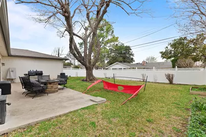 2201 Mountainview Drive, Hurst, TX 76054 - Photo 12