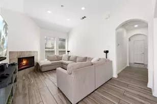 210 Maltby Rd, Irving, TX 75061 - Photo 10