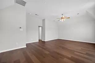 3215 Ricci Ln, Irving, TX 75062 - Photo 34