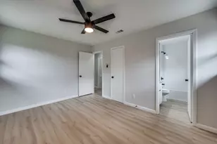 5916 Meredith Ln, Edgecliff Village, TX 76134 - Photo 14