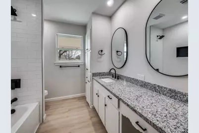 5916 Meredith Lane, Edgecliff Village, TX 76134 - Photo 12