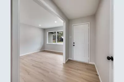 5916 Meredith Lane, Edgecliff Village, TX 76134 - Photo 6