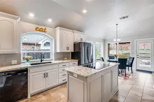 2114 Oakcrest Ct, Corinth, TX 76210 - Photo 10