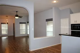 10212 Red Bluff Ln, Fort Worth, TX 76177 - Photo 10