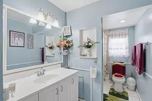 2546 W Rochelle Rd, Irving, TX 75062 - Photo 4