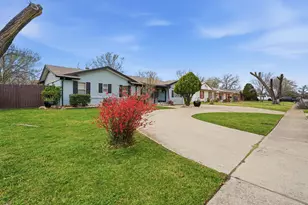 2546 W Rochelle Rd, Irving, TX 75062 - Photo 2