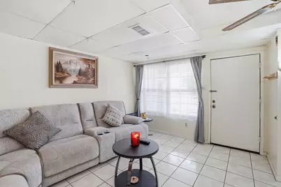 2546 W Rochelle Road, Irving, TX 75062 - Photo 24