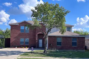 1435 Foxwood Ln, Rockwall, TX 75032 - Photo 2