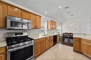 3205 Hamlett Ln, Garland, TX 75043 - Photo 6