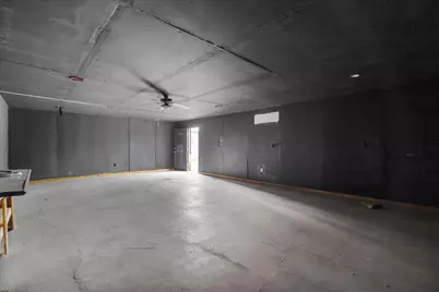 410 S Preston Street, Wolfe City, TX 75496 - Photo 34