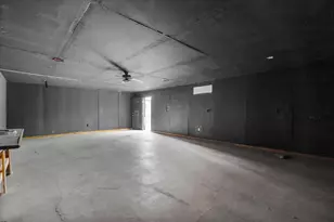 410 S Preston St, Wolfe City, TX 75496 - Photo 34